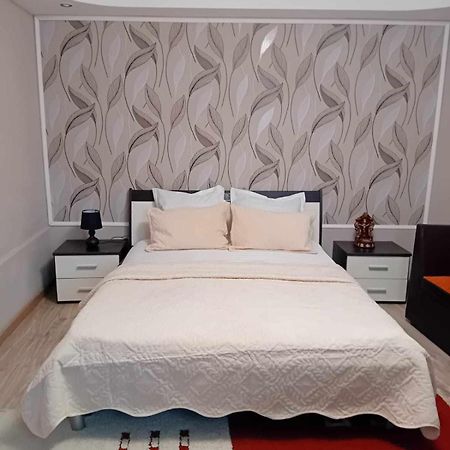 דירות Galaţi Casa Marco מראה חיצוני תמונה